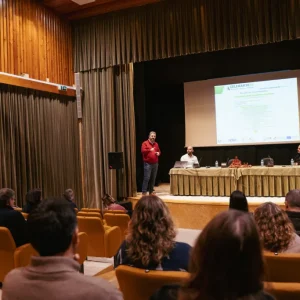 Acelerar 2030 chega a Vila Nova da Barquinha para impulsionar a digitalização do comércio, restauração e serviços